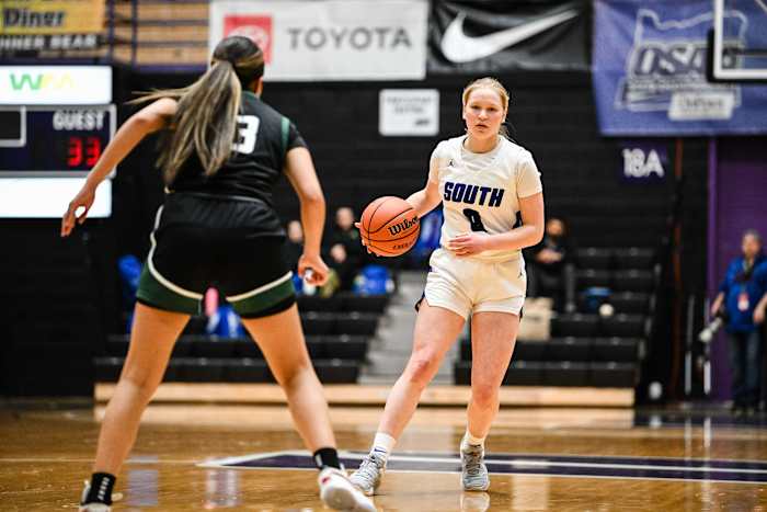 South Medford West Salem 6A Oregon girls basketball quarterfinal Naji Saker -54